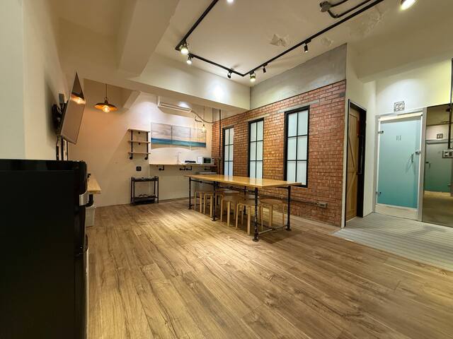 2 台北車站 機場捷運 西門町商圈 北門 （家庭旅遊 團體） gallery image 2