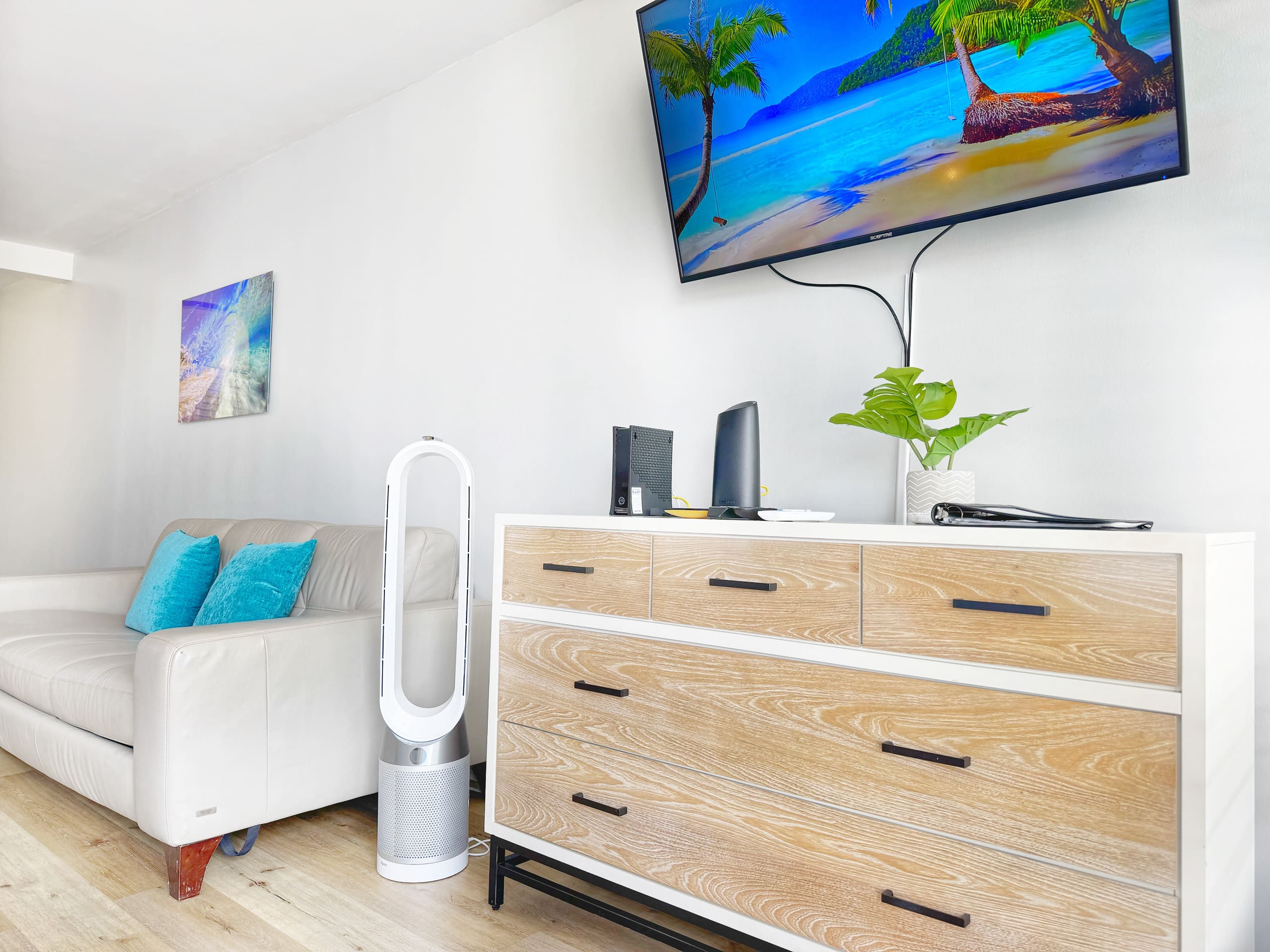 Condo in Honolulu · ★4.9 · Studio · 1 bed · 1 private bath - Image 3