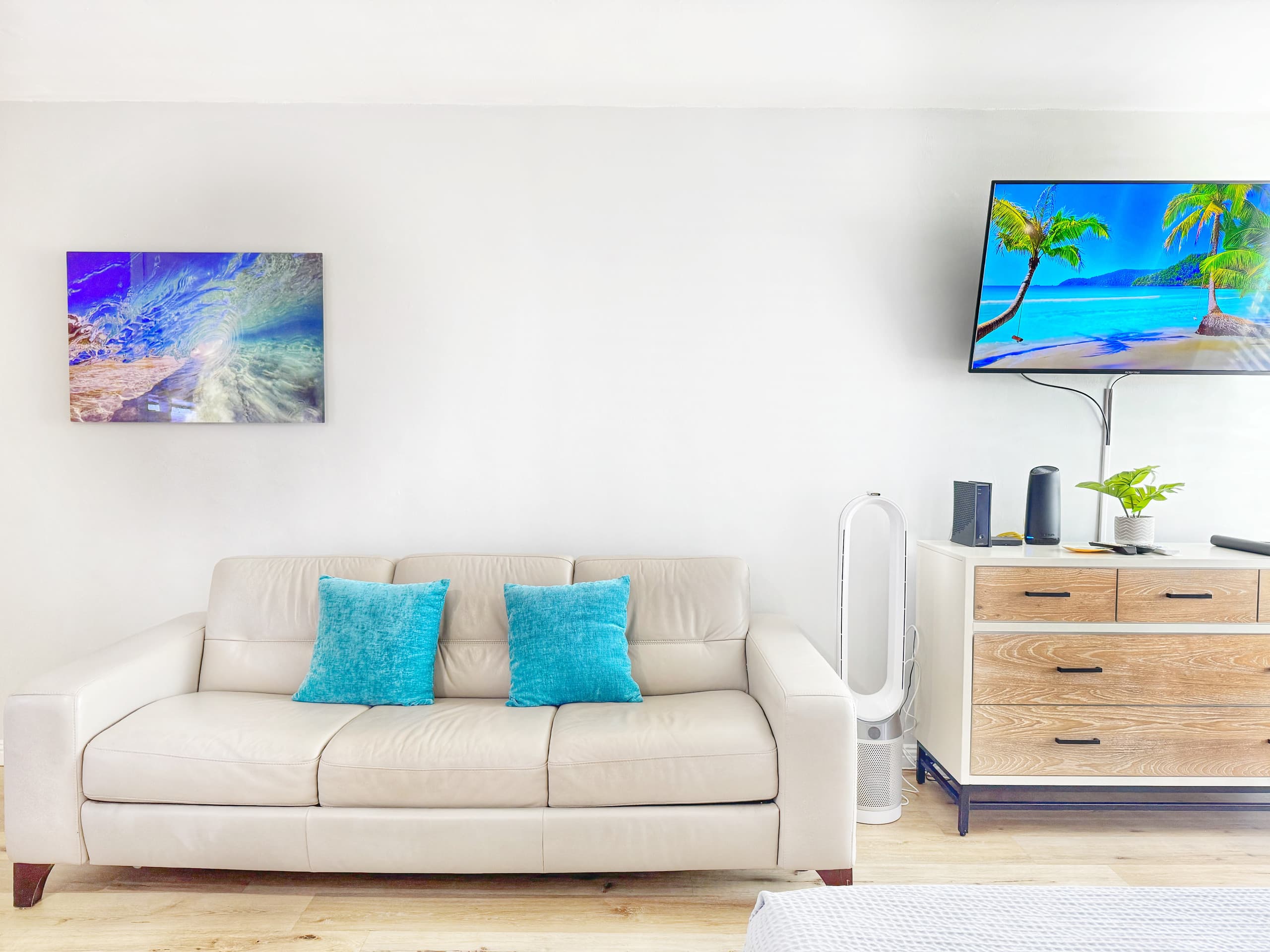 Condo in Honolulu · ★4.9 · Studio · 1 bed · 1 private bath - Image 5