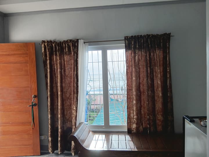 Estro's Place (Studio Unit) - San Fernando