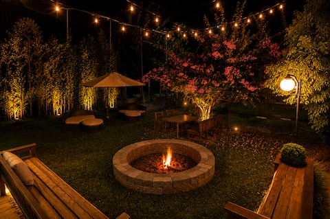 Corbete Family Mansion: Pool, Jacuzzi and Movie Theater