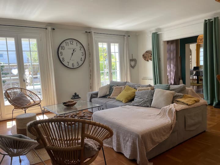 ღ Escale Bleu • Extérieur, Baby Foot & Wifi - La Rochelle