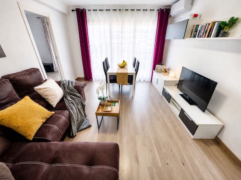 Propiedad de Airbnb exitosa: Spacious and comfortable apartment with balcony in Valencia en Benimaclet