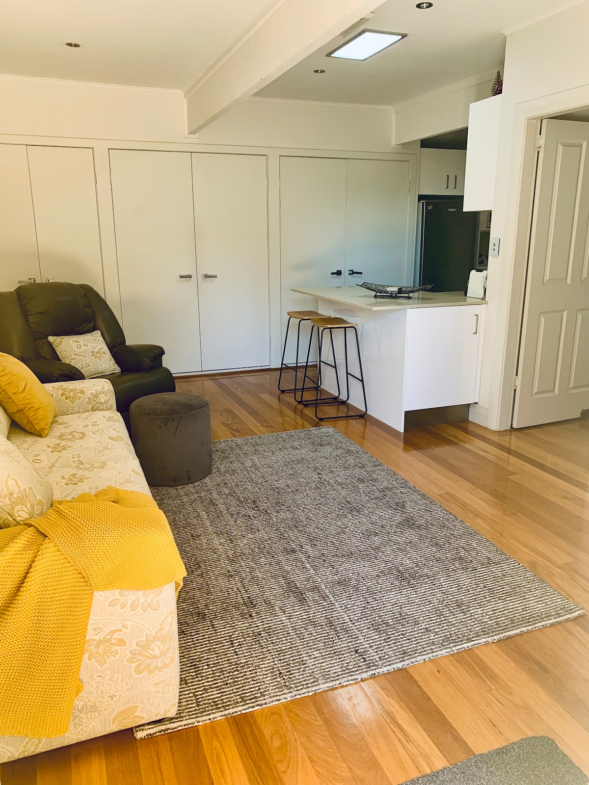 Anuncio de Airbnb popular: Corporate Hide-Away/5mins walk to Norwest Metro. en Sydney