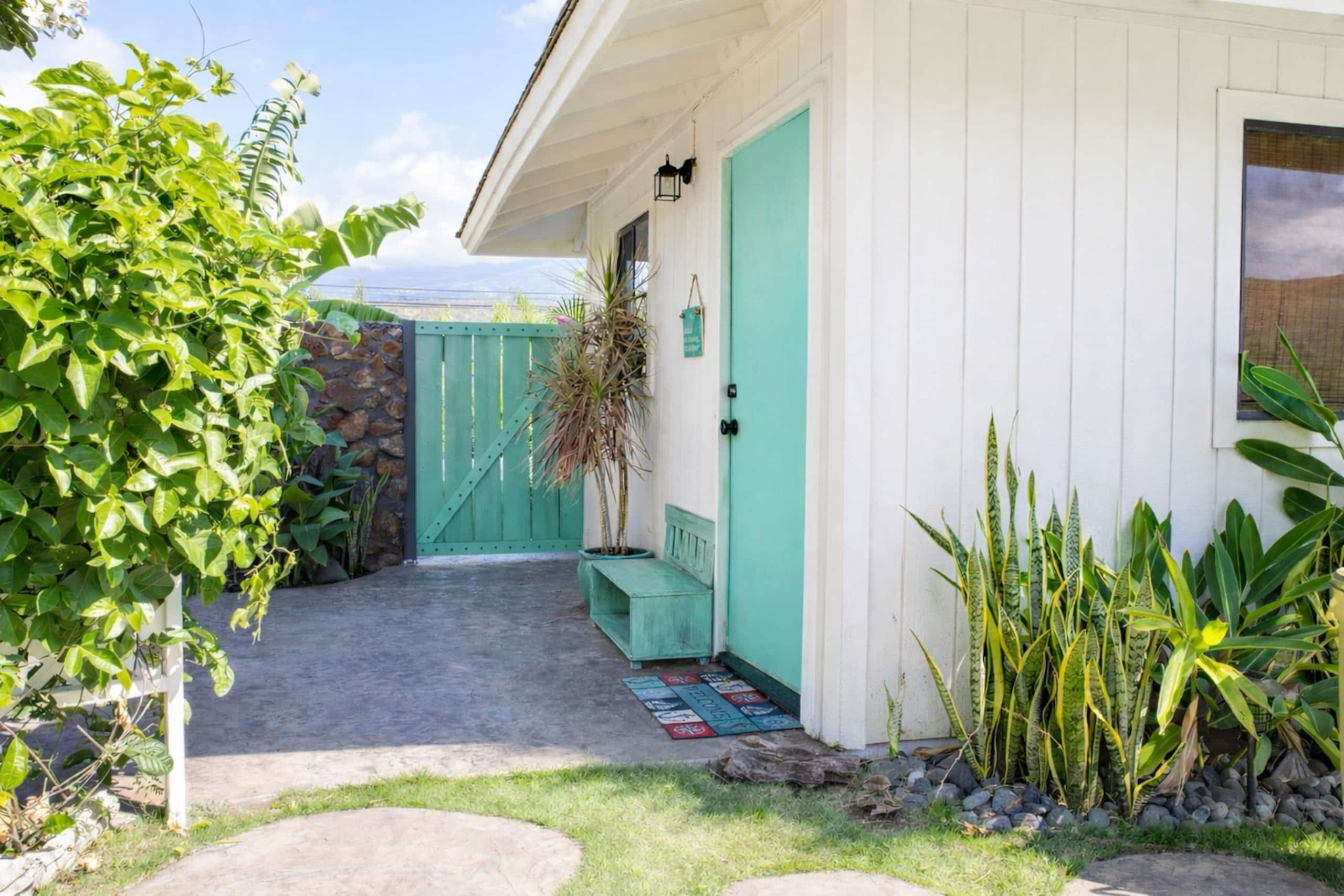 Newly Remodeled South Kihei Beach Retreat - Image 12
