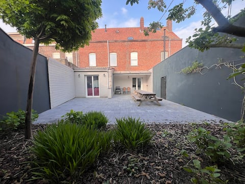 41 and 42: Accommodation for 24/27 people in a quiet area