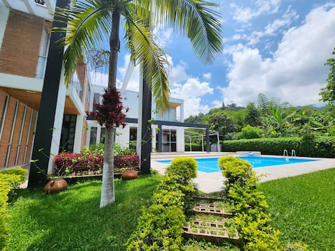 El Remanso Country House, capacity for 20 people