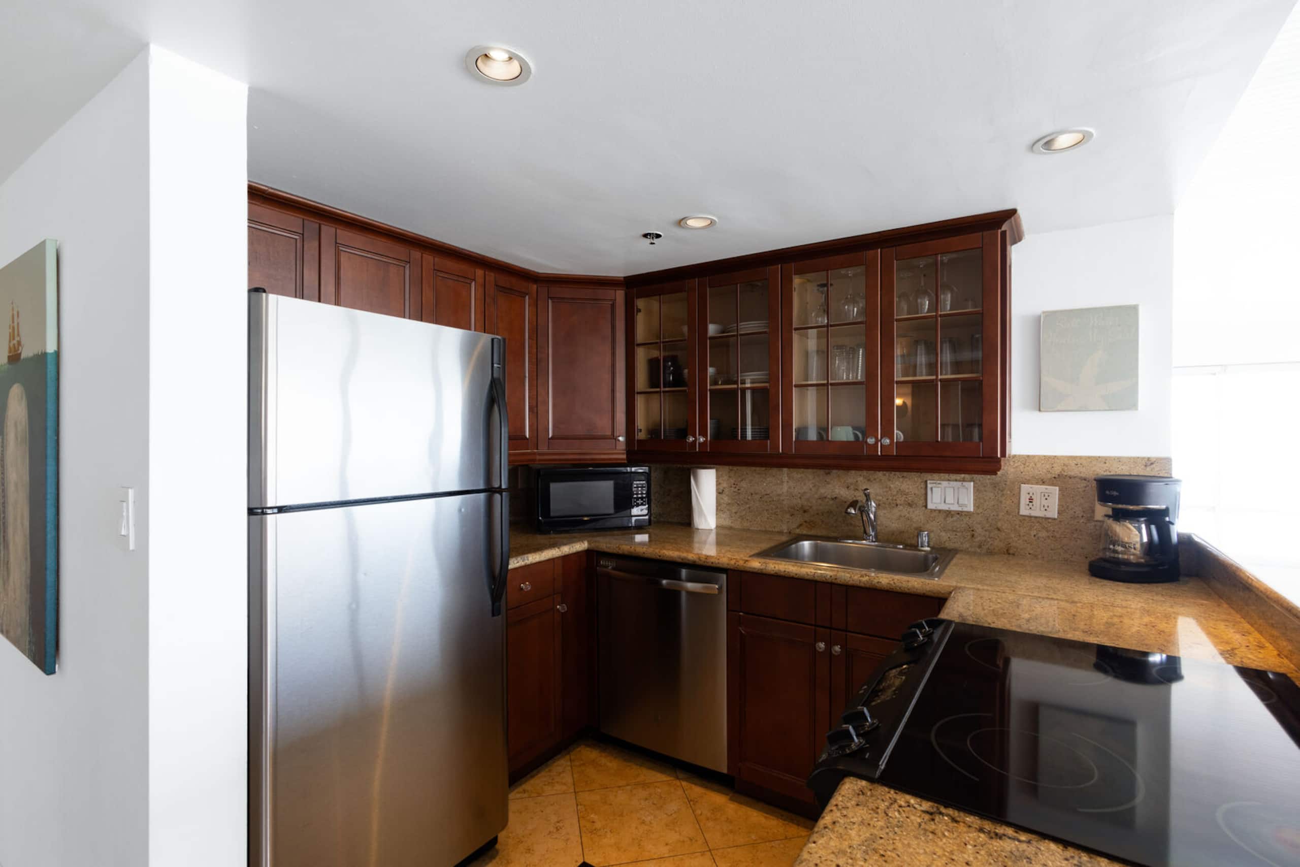 Condo in Honolulu · ★5.0 · 2 bedrooms · 3 beds · 2 baths - Image 6