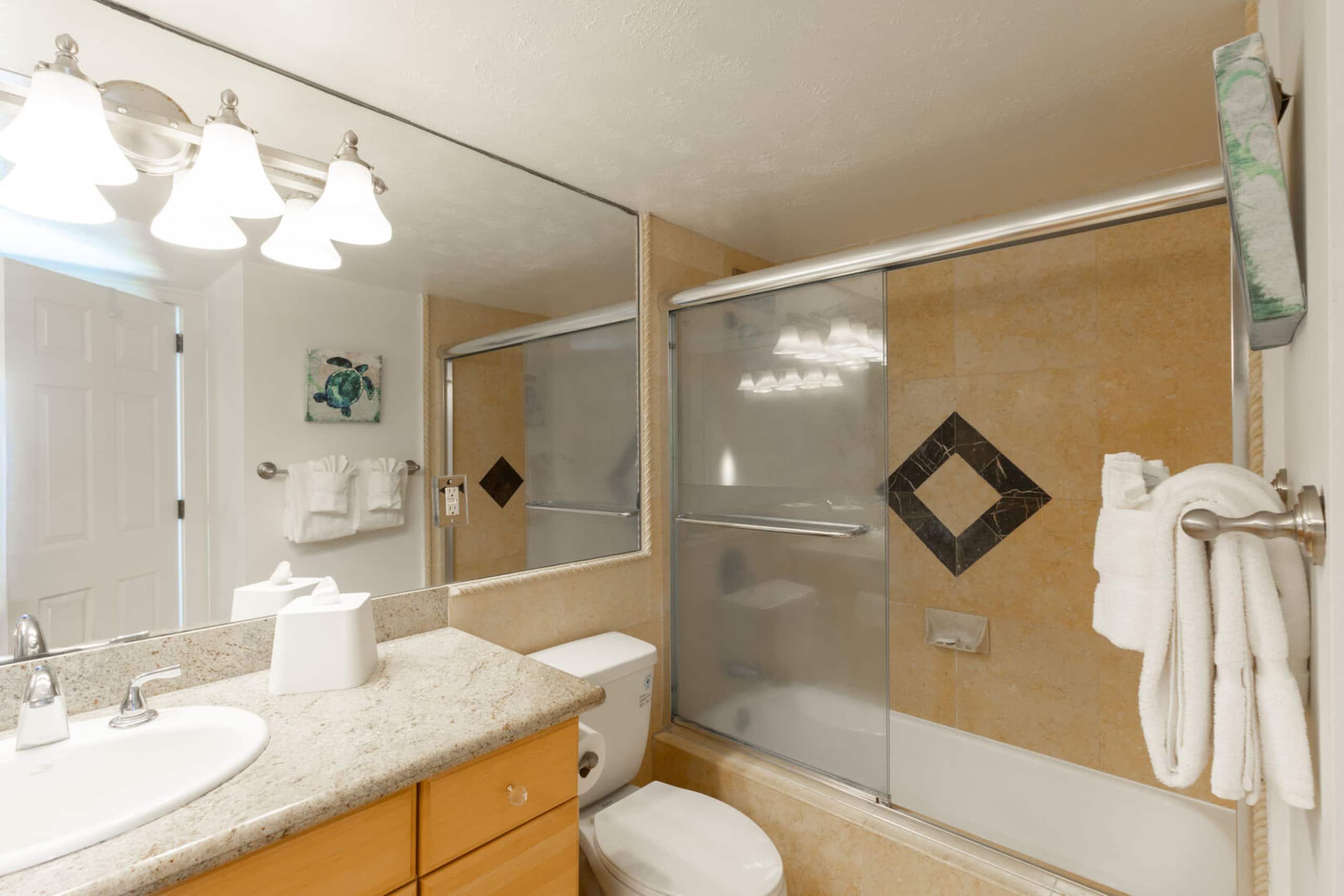 Condo in Honolulu · ★5.0 · 2 bedrooms · 3 beds · 2 baths - Image 9