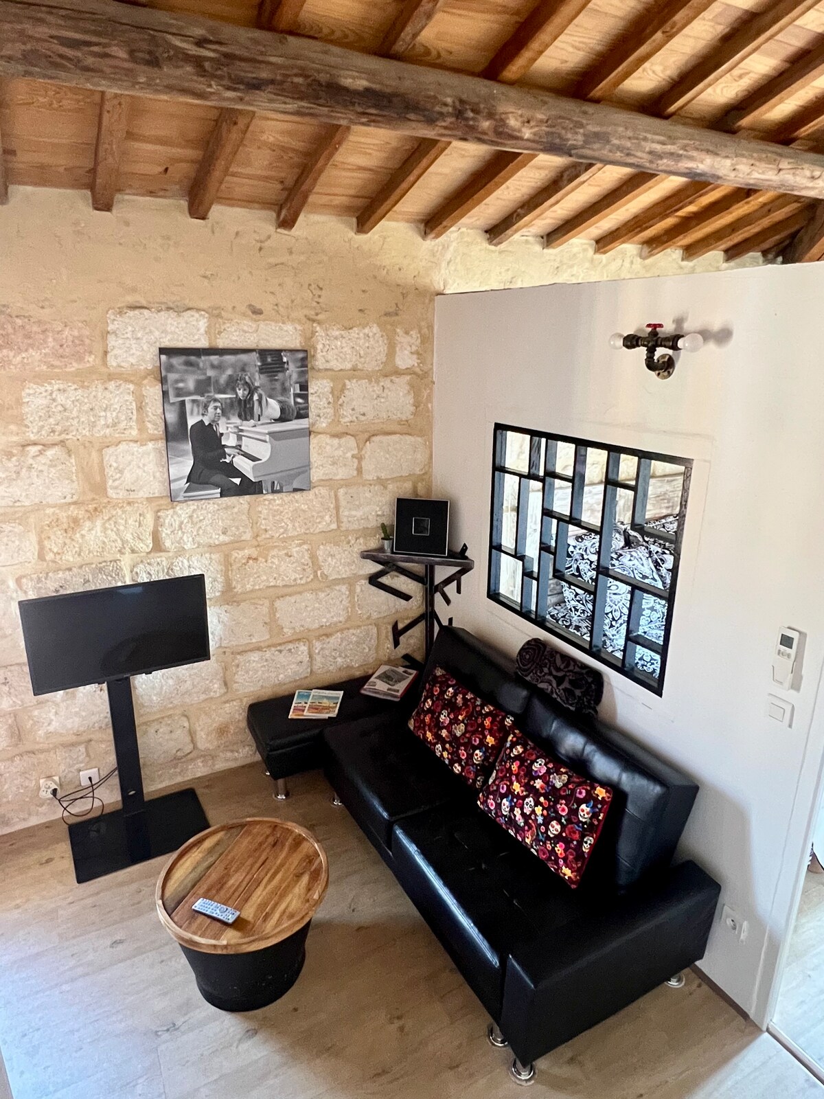 Propriété Airbnb réussie: Lou Mirèio: elegance and comfort within the walls à Aigues Mortes
