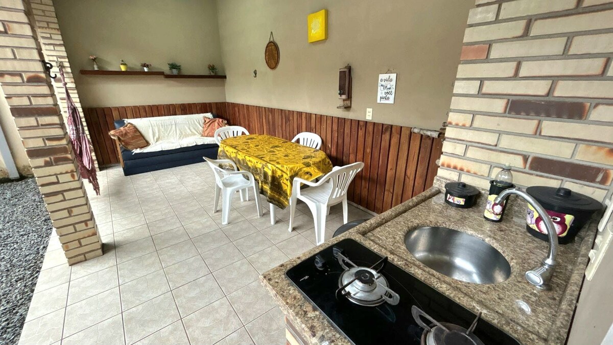 Top Airbnb: Cozy Suite in Iririu in Joinville