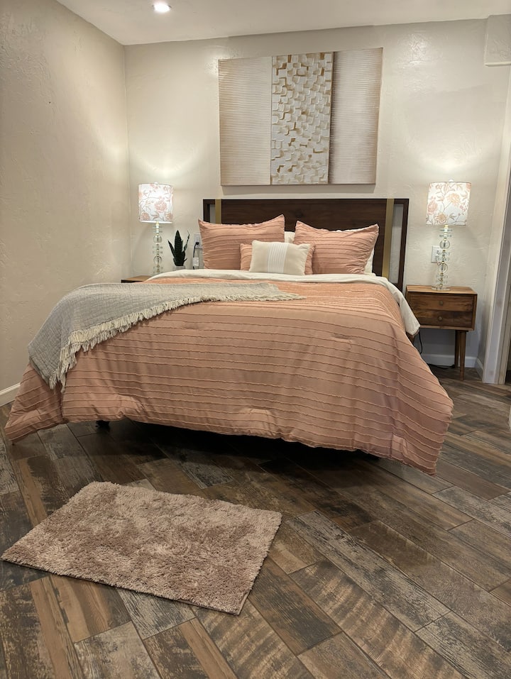 سرير بحجم كبير