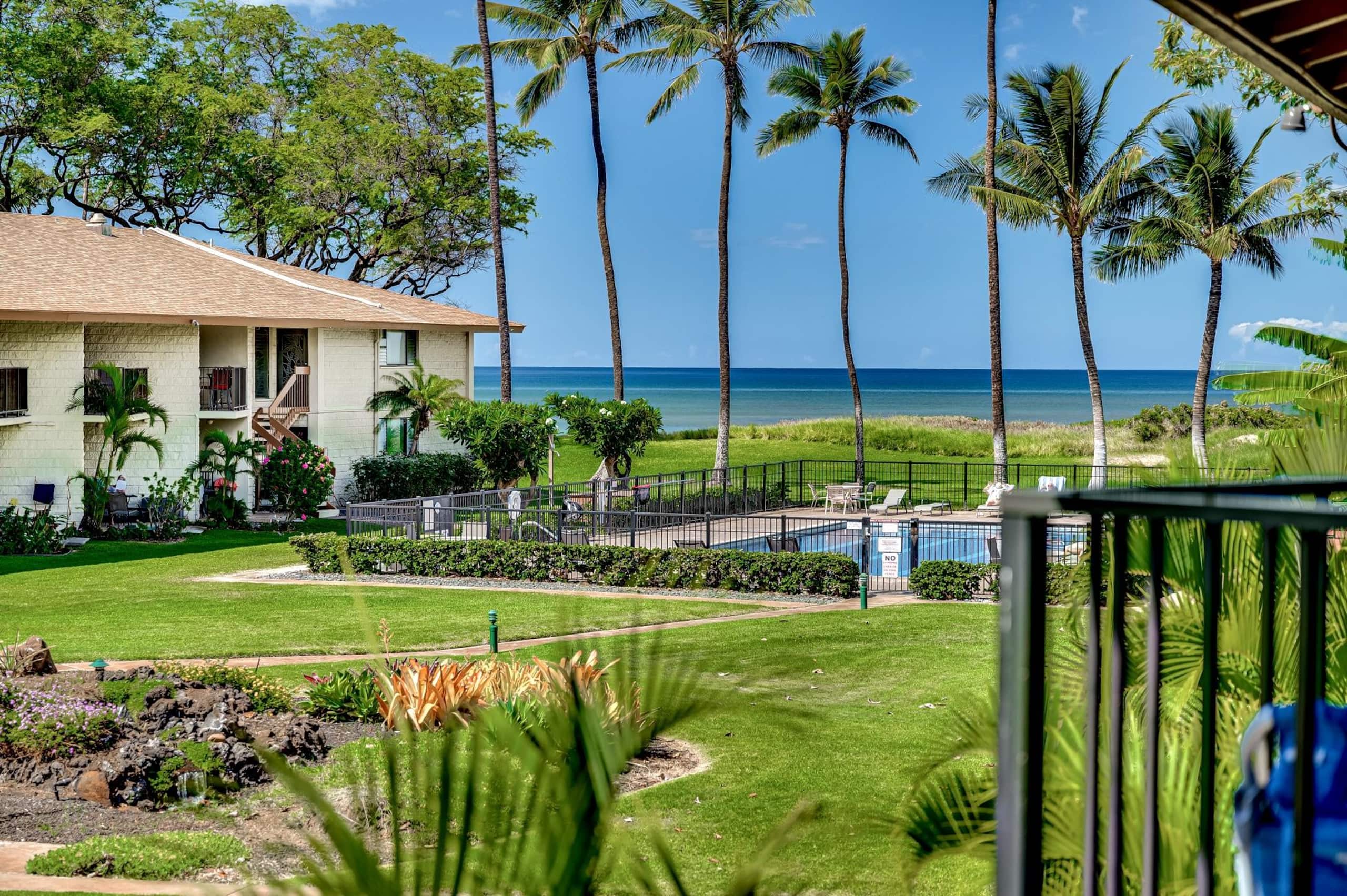 Condo in Kihei · ★4.92 · 1 bedroom · 2 beds · 1 shared bath - Image 2