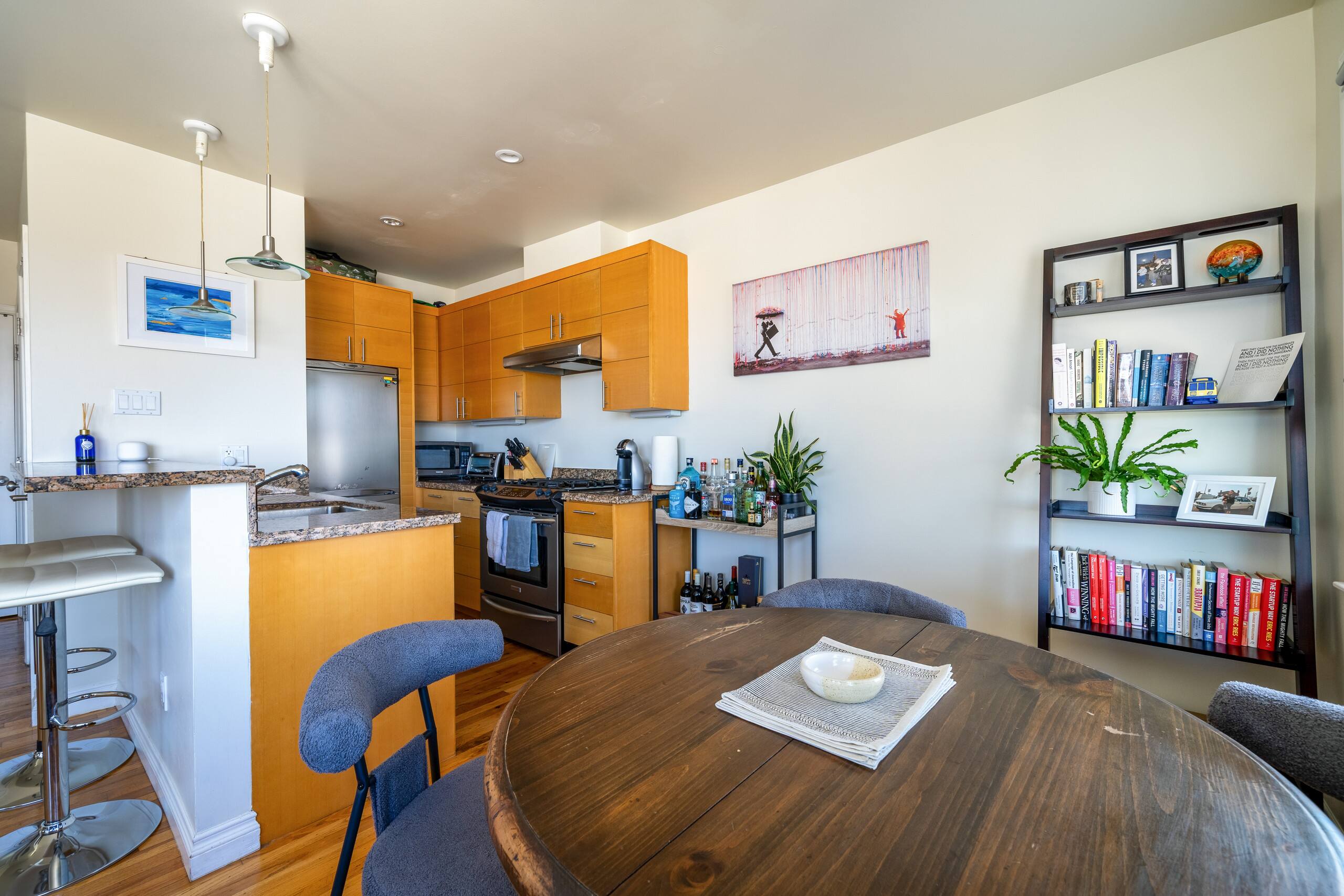 Condo in San Francisco · ★4.96 · 1 bedroom · 1 bed · 1 bath - Image 18
