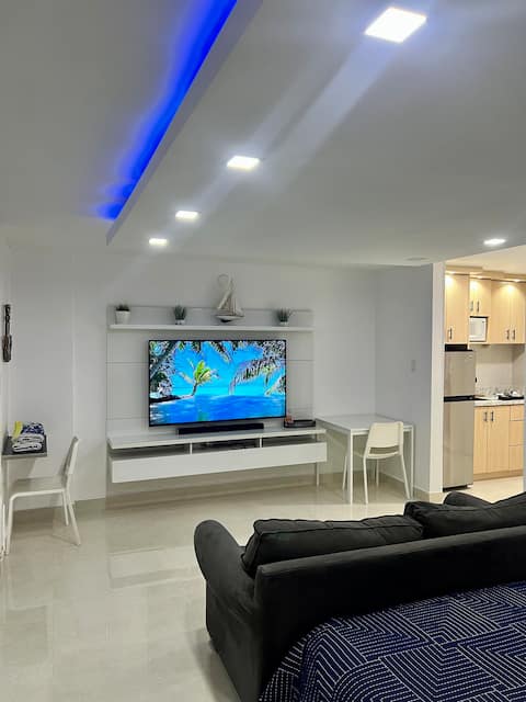 Isla Verde Studio @ St. Tropez, Steps to the Beach