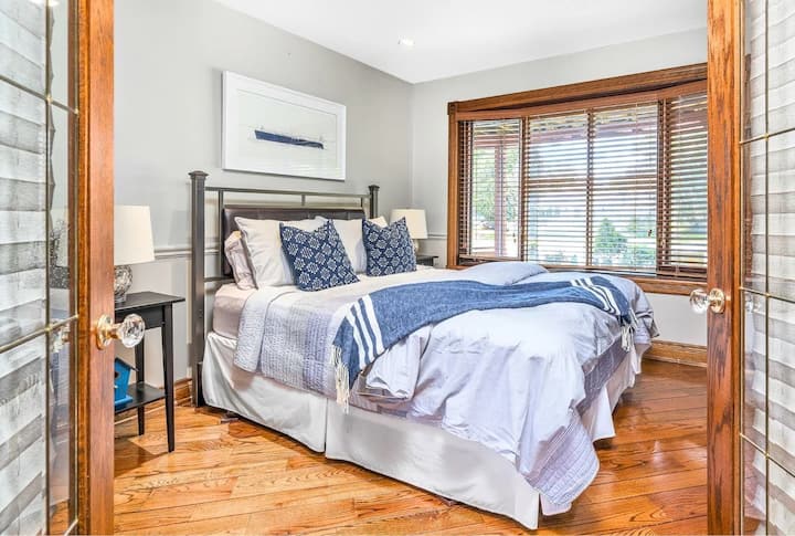 King bedroom