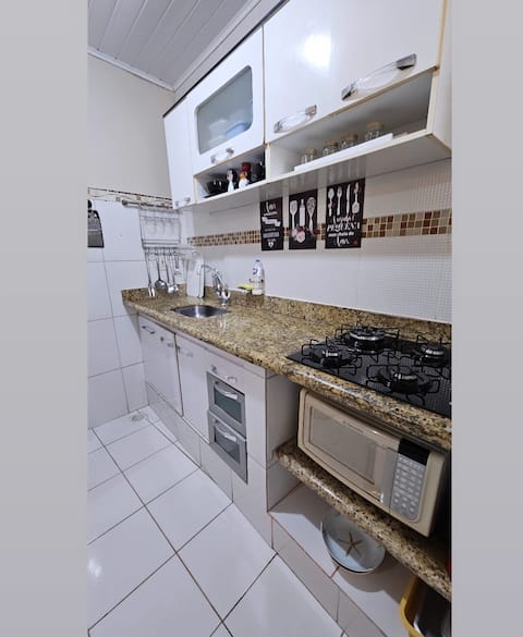 Imóvel de sucesso: Recanto Lar Feliz 150 meters from Guanabara Beach/Castle em Anchieta