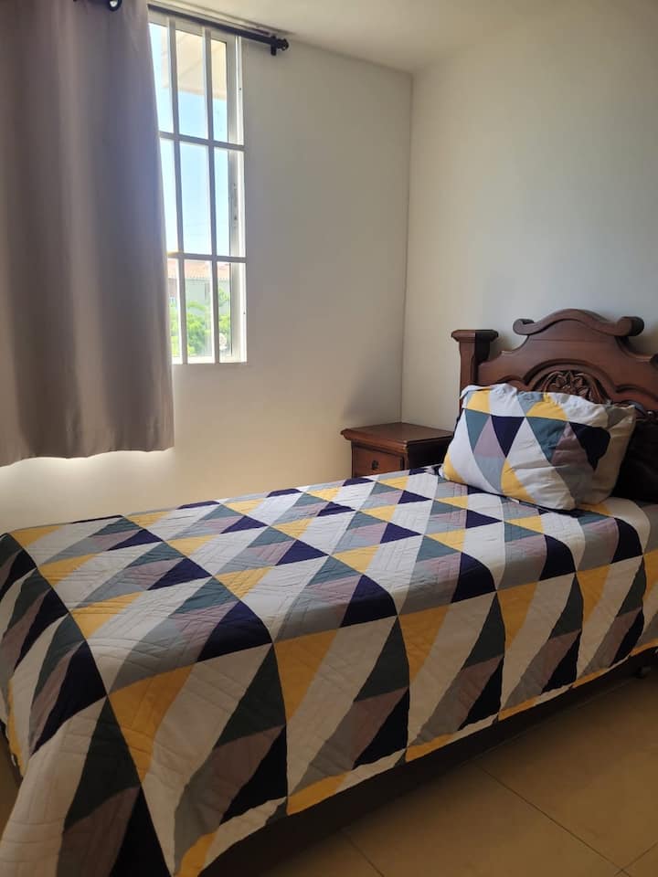 საძინებელი 2