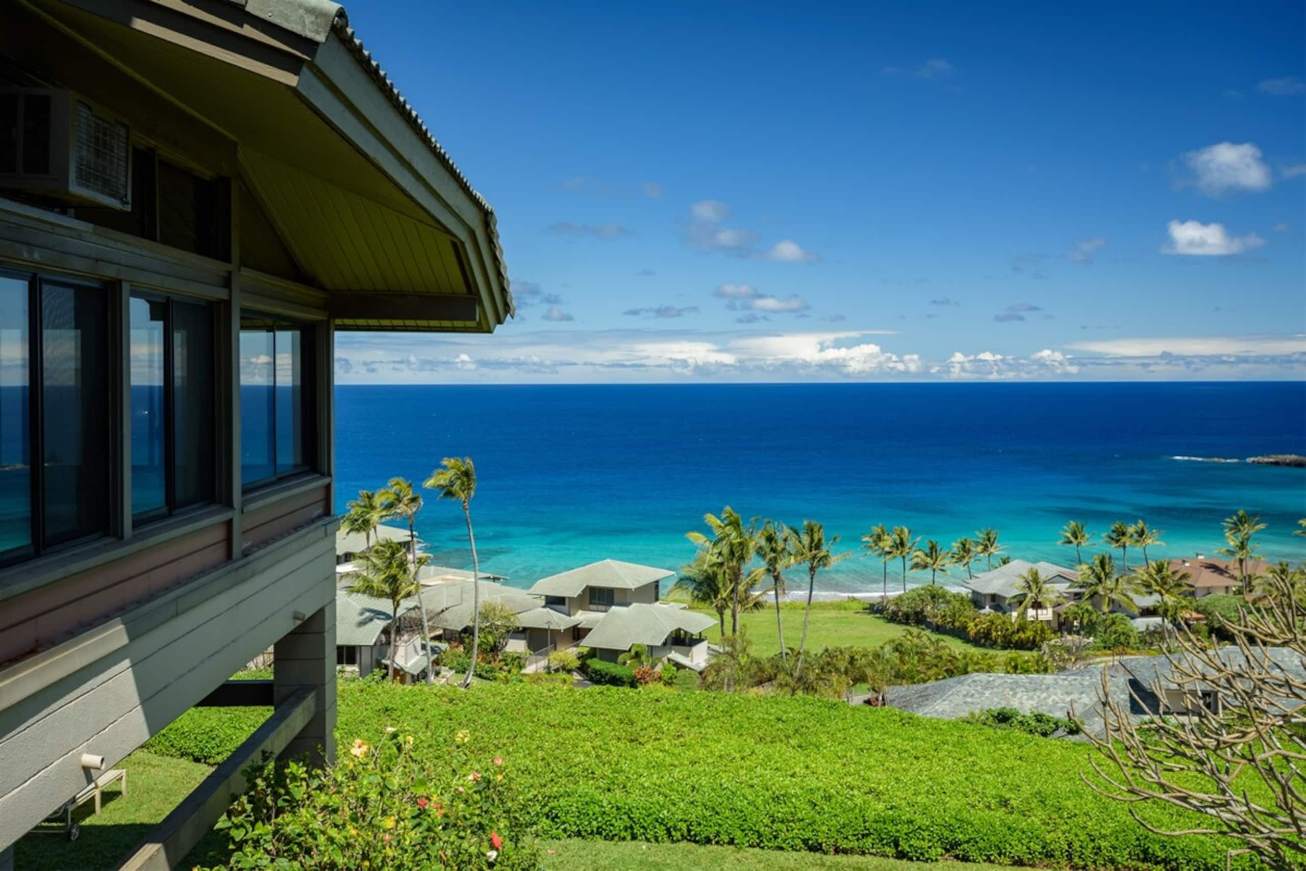 Villa in Lahaina · ★4.97 · 2 bedrooms · 3 beds · 3 baths - Image 18