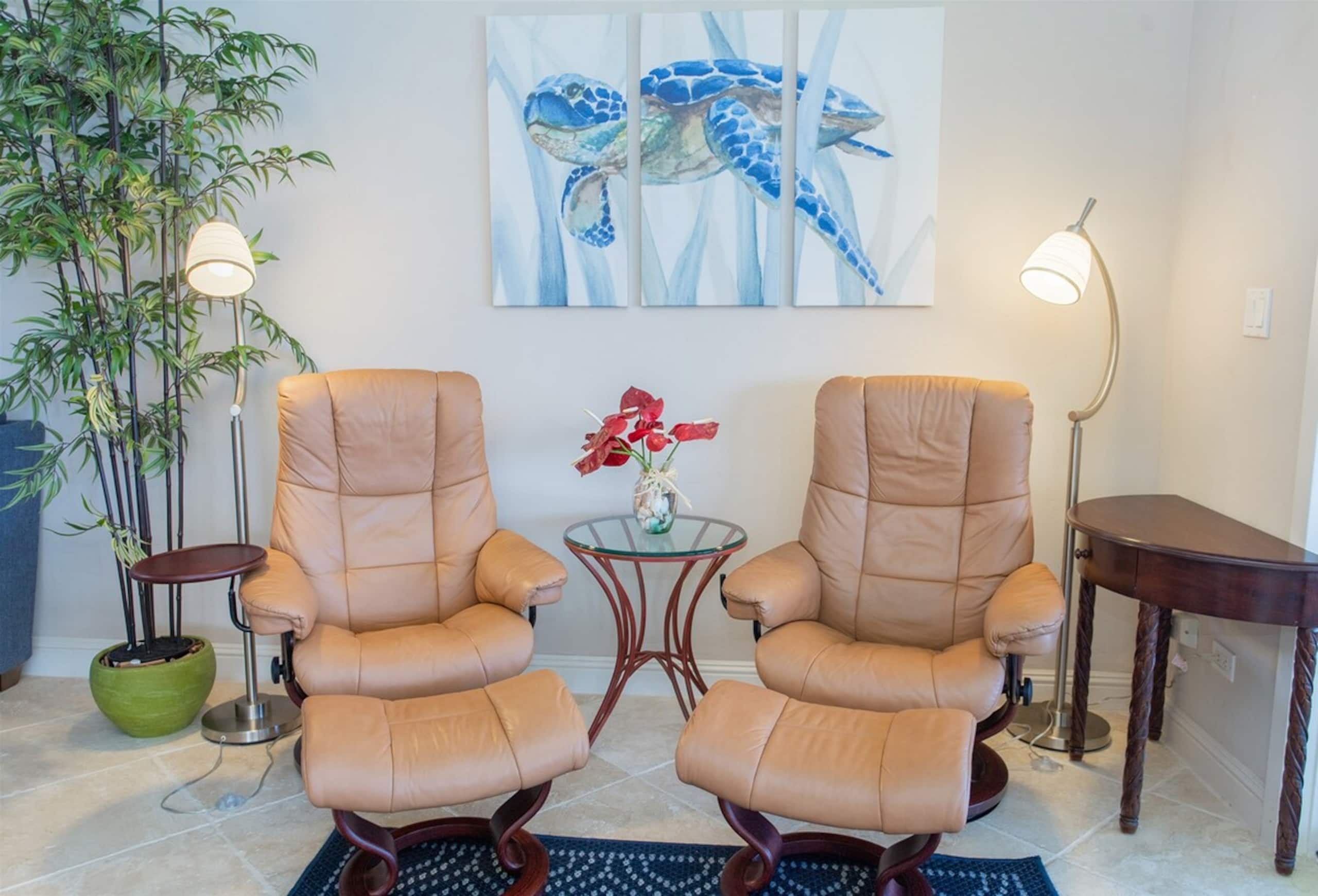 Villa in Lahaina · ★4.97 · 2 bedrooms · 3 beds · 3 baths - Image 10