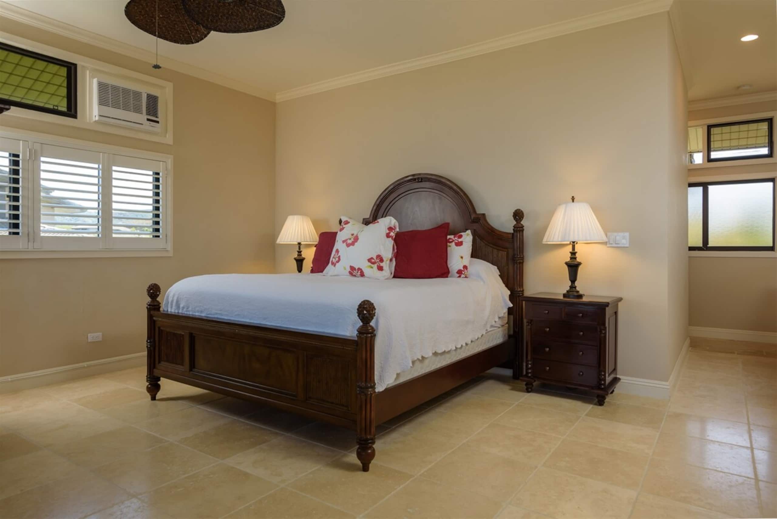 Villa in Lahaina · ★4.97 · 2 bedrooms · 3 beds · 3 baths - Image 33