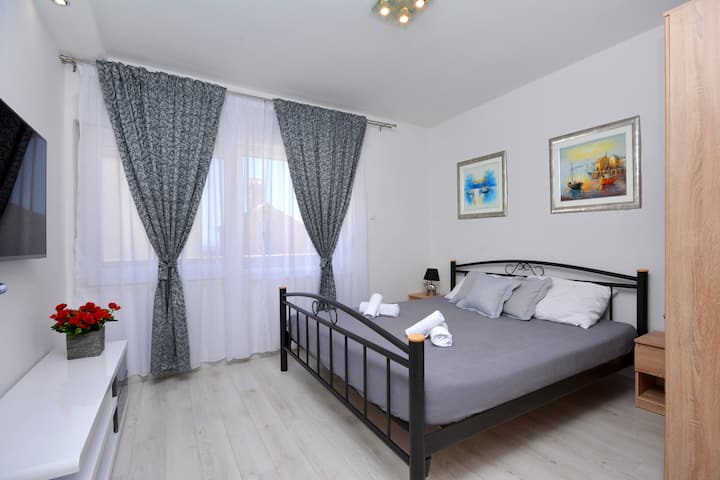 Спална соба 2