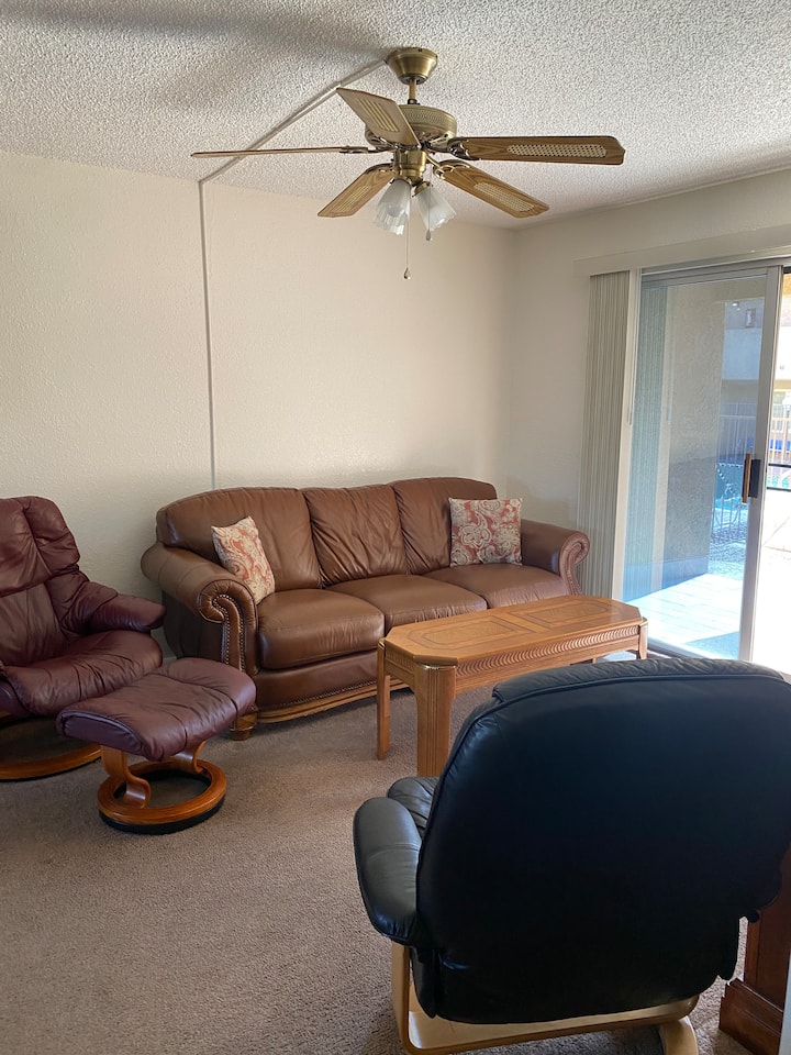 Clean 2 Room-2 Full Bath Condo. Great Location - Lake Havasu City, AZ