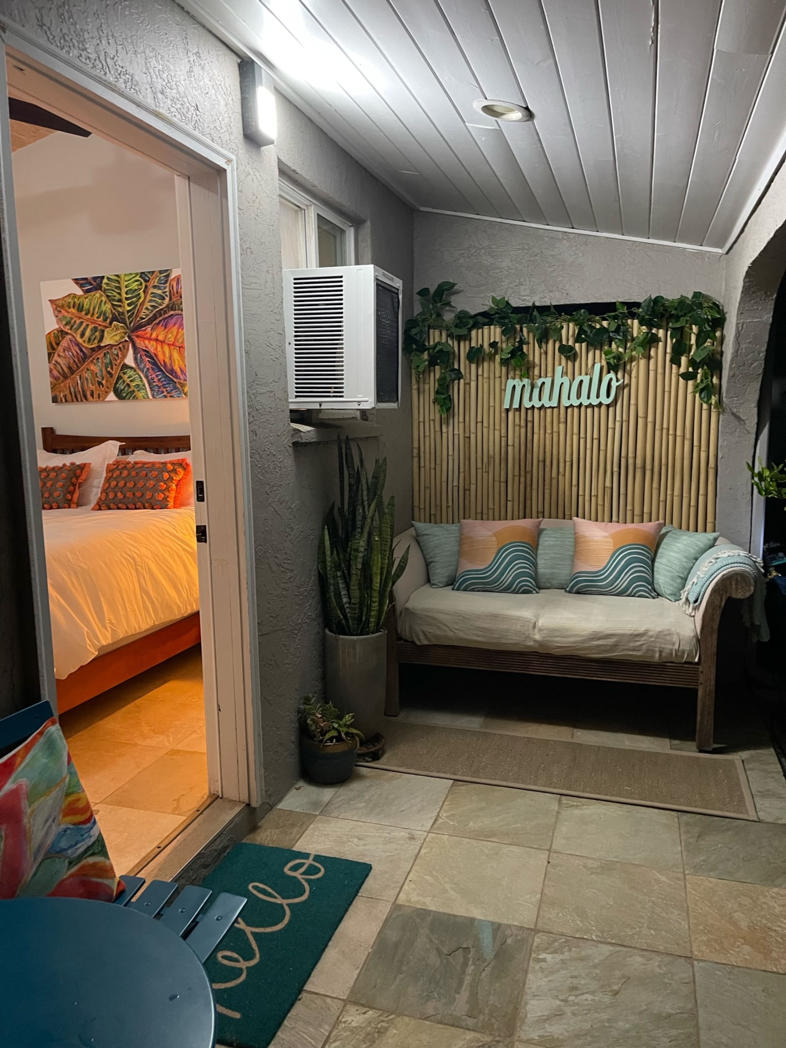 Private Poolside Suite- Ocean Views - Central - Photo 4