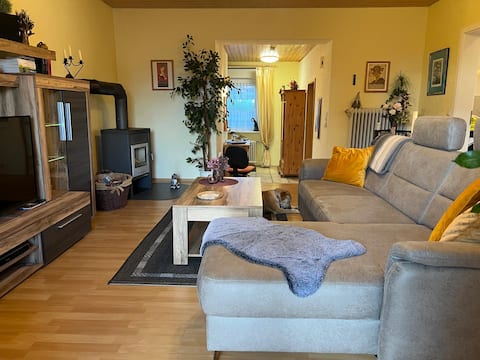"Charlys Bleibe" - Cozy guest accommodation