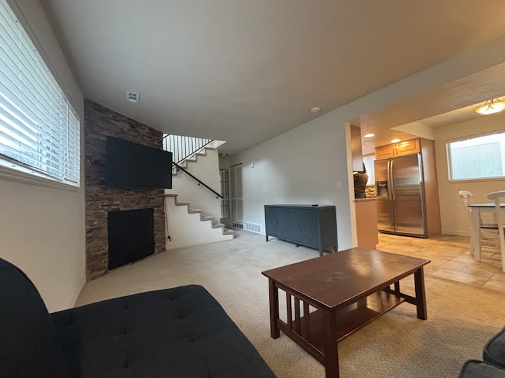 Cottonwood Heights Guesthouse - Sandy, UT