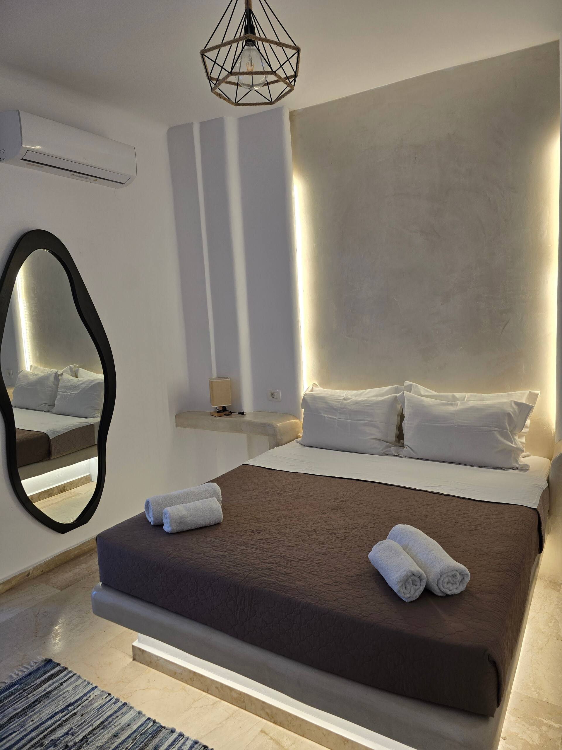 Fira Economic Sea View Family Apartment III