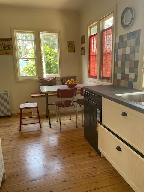 Aunty's Beach Cottage - South Durras