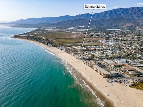 Seaside Condo Heated Pool and Hot Tub!