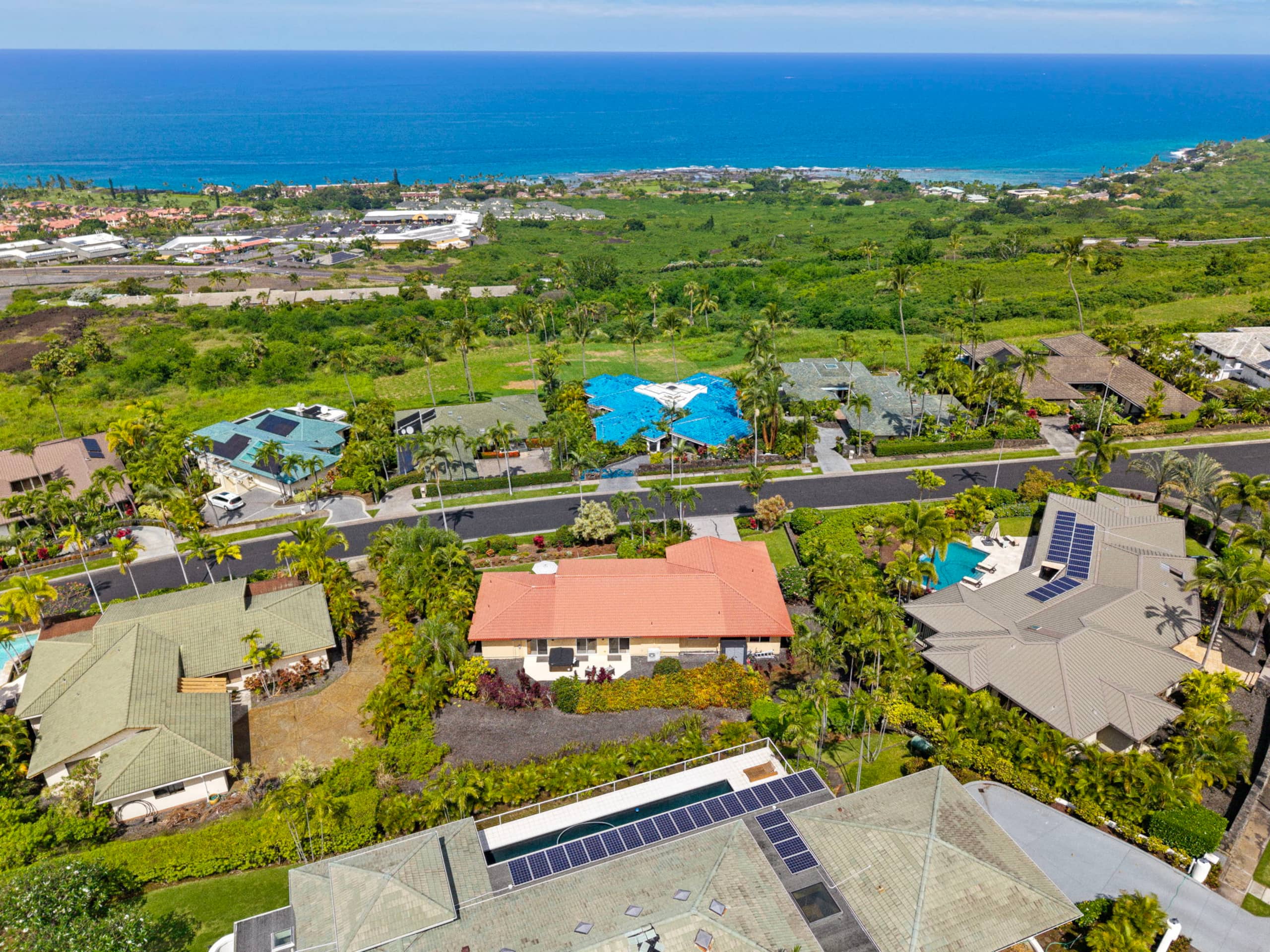 Home in Kailua-Kona · ★4.83 · 3 bedrooms · 4 beds · 2 baths - Image 60