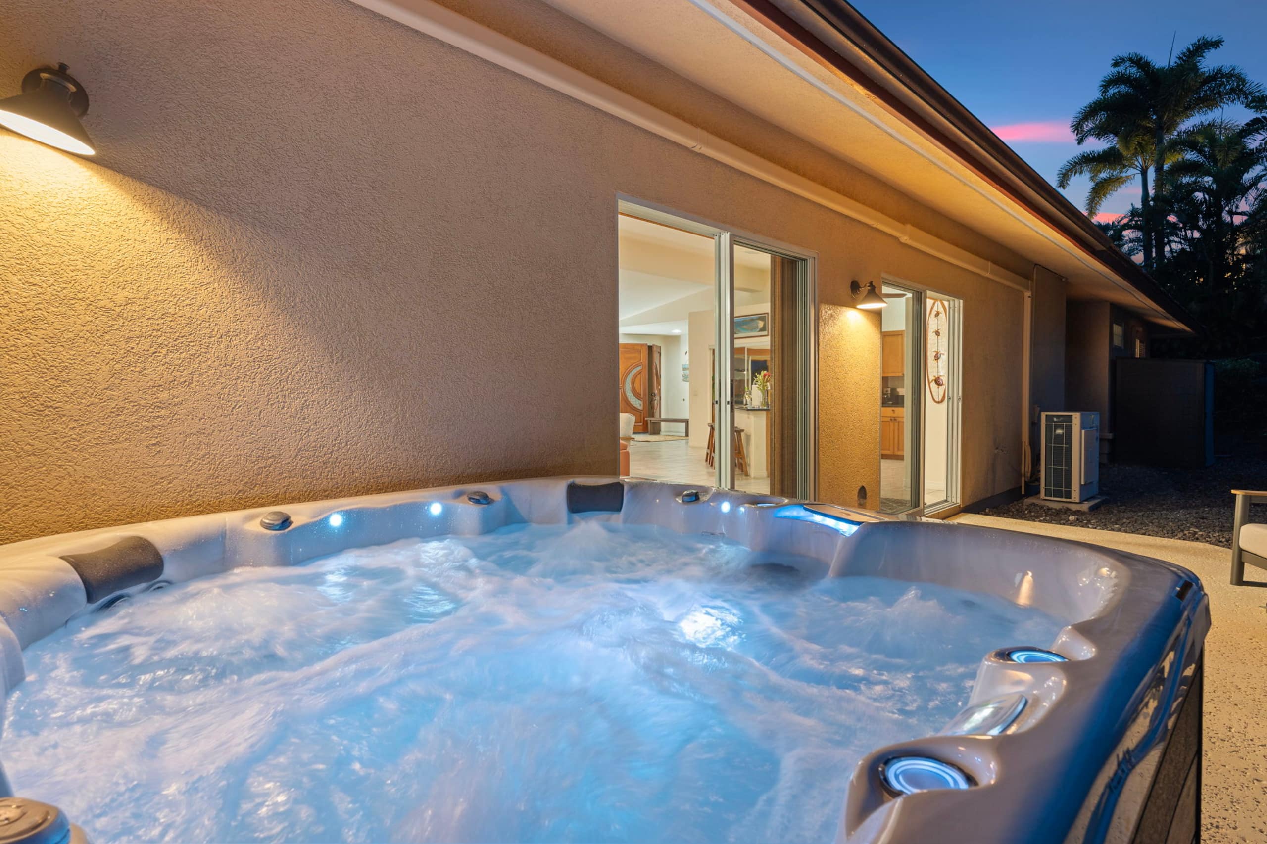 Home in Kailua-Kona · ★4.83 · 3 bedrooms · 4 beds · 2 baths - Image 51