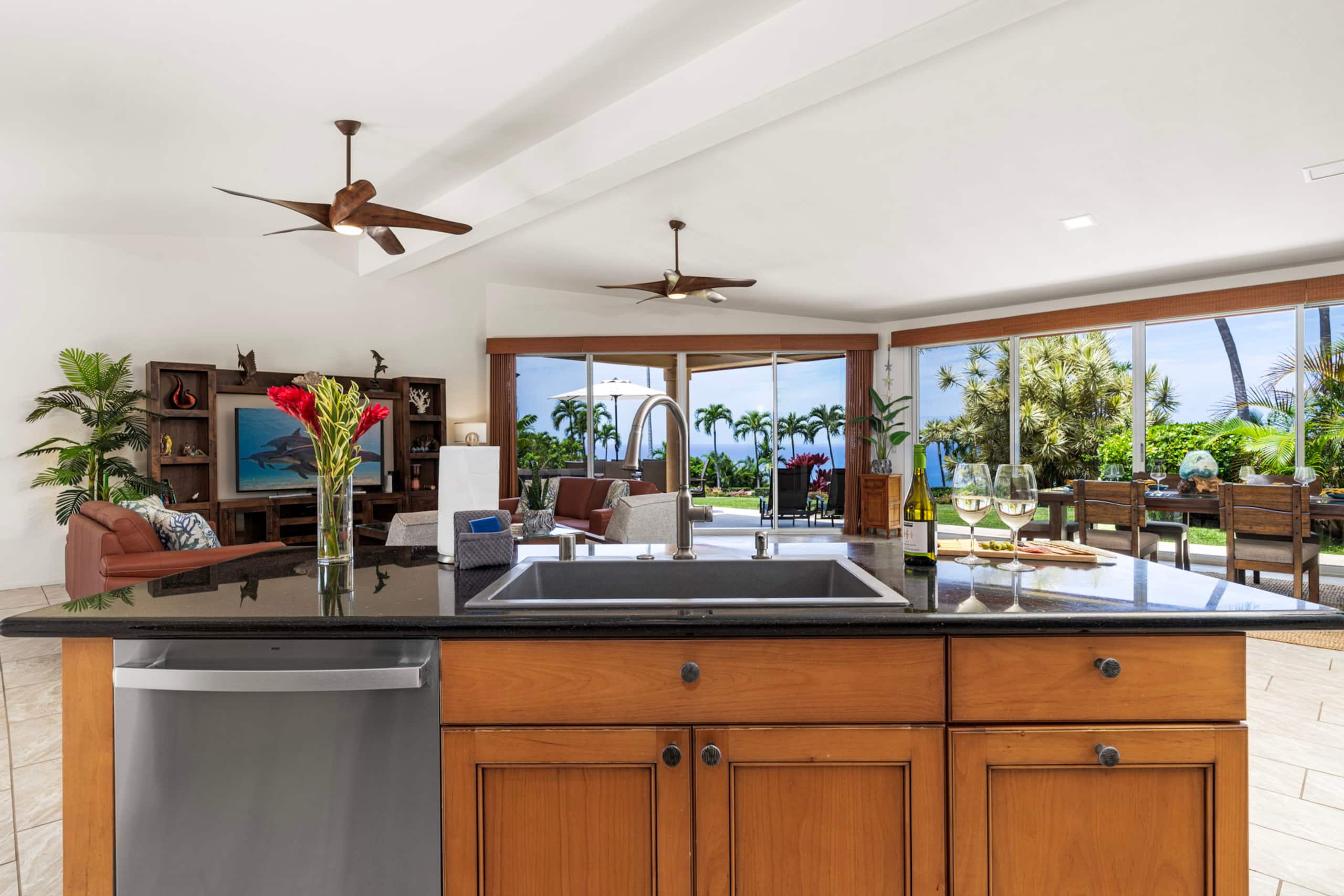 Home in Kailua-Kona · ★4.83 · 3 bedrooms · 4 beds · 2 baths - Image 12