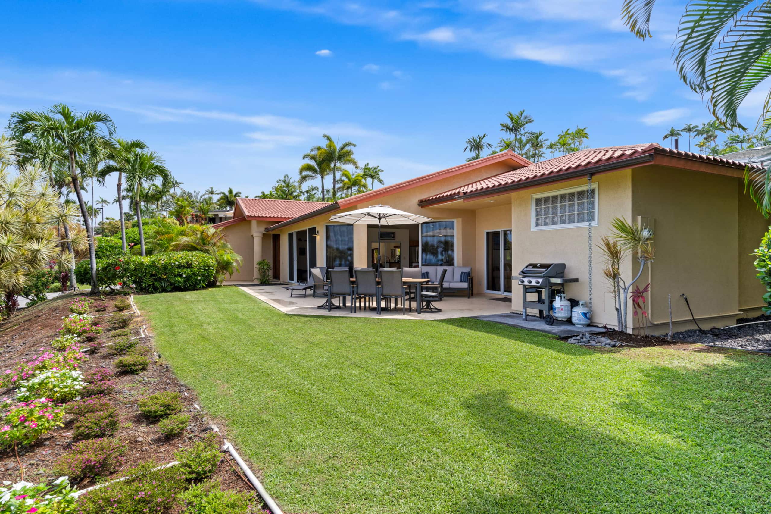 Home in Kailua-Kona · ★4.83 · 3 bedrooms · 4 beds · 2 baths - Image 53