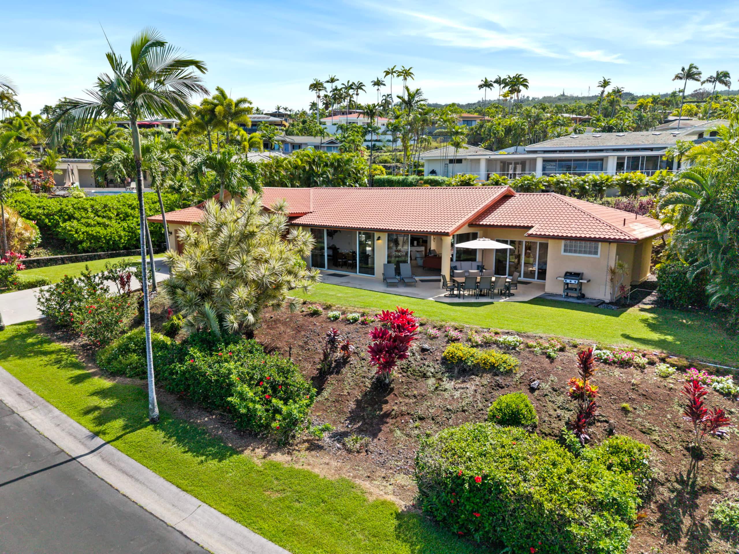 Home in Kailua-Kona · ★4.83 · 3 bedrooms · 4 beds · 2 baths - Image 5
