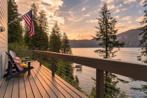 Modern Lake House in Bayview. ⛵Silverwood