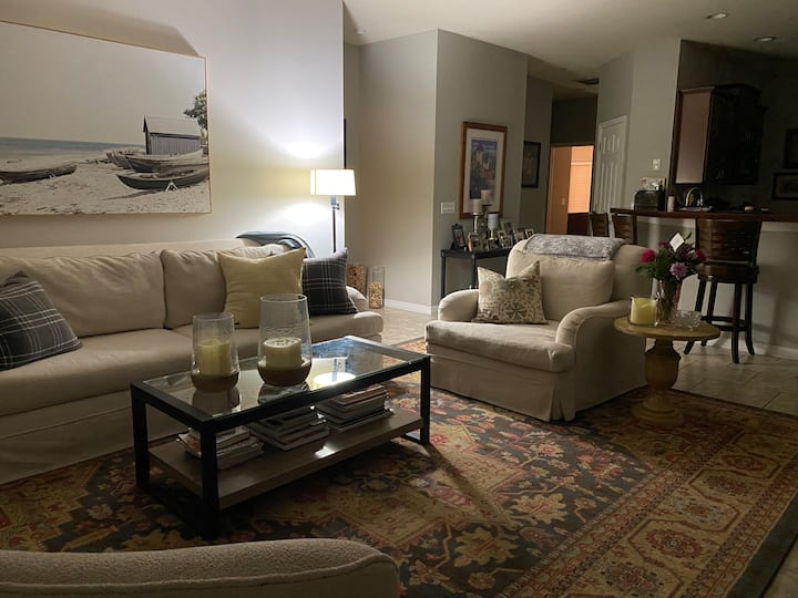 غرفة المعيشة