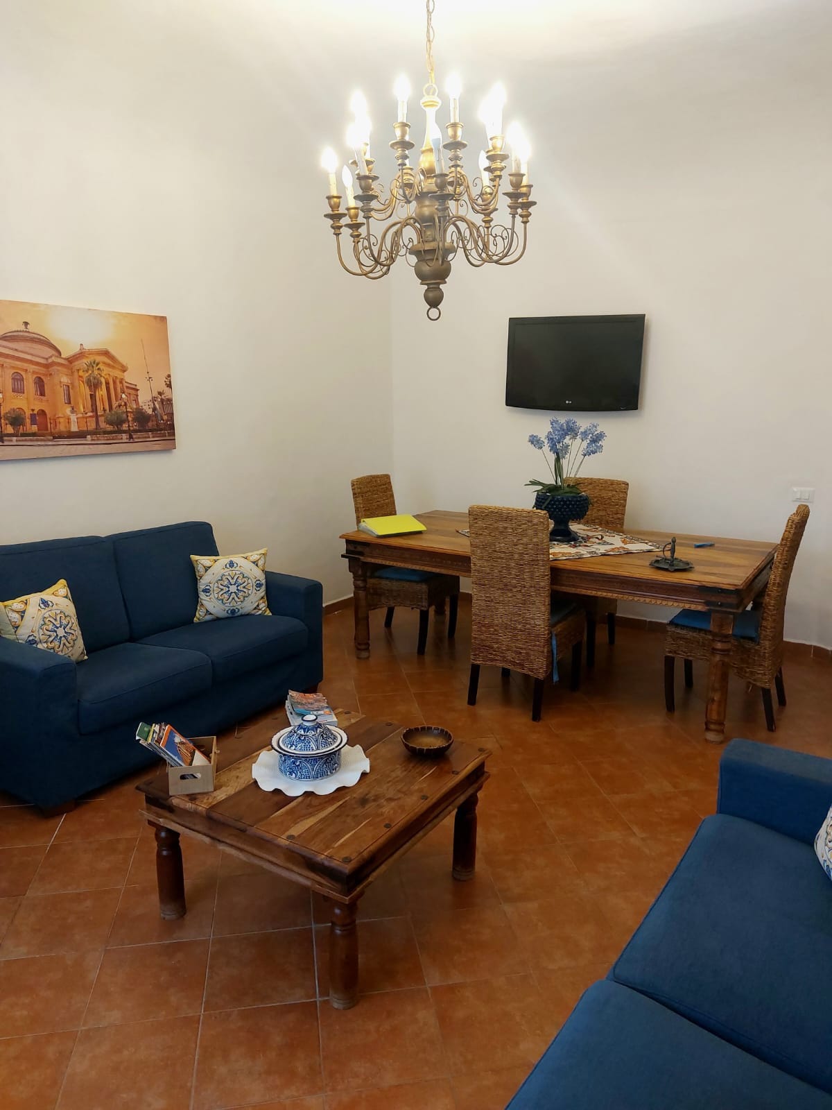 Successful Airbnb property: Parliament House in Palermo