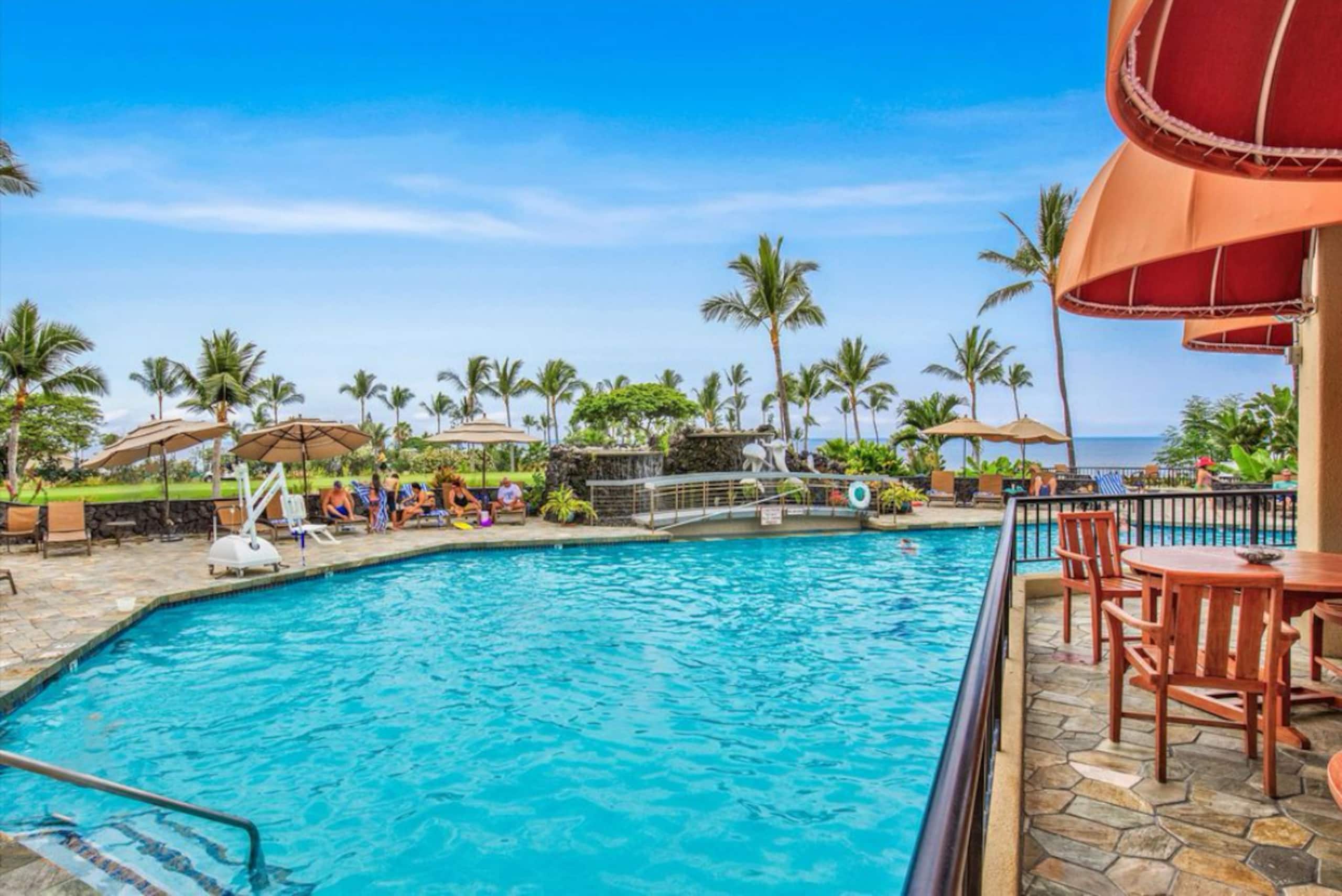Condo in Kailua-Kona · ★4.91 · 2 bedrooms · 2 beds · 2 baths - Image 35