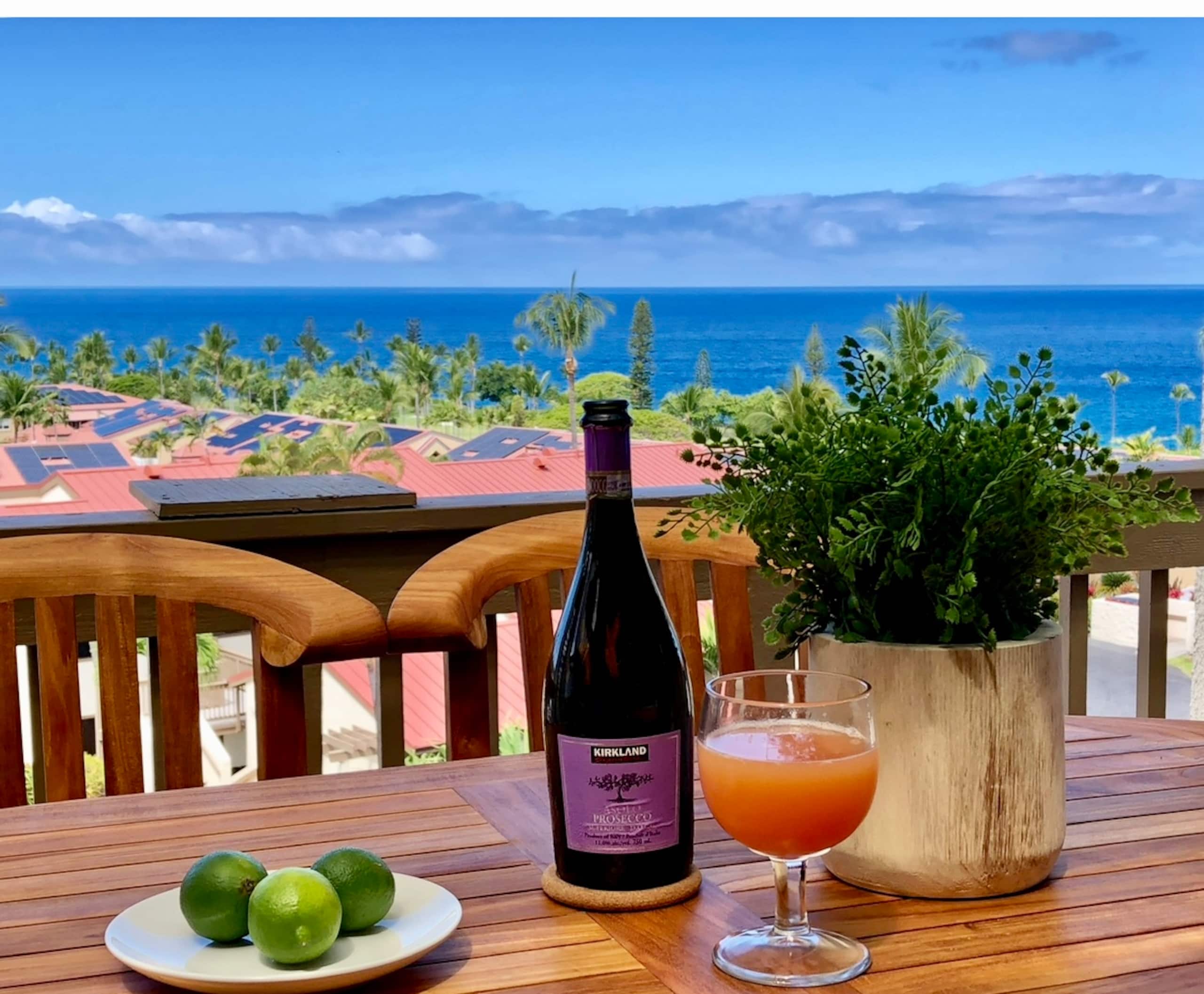 Condo in Kailua-Kona · ★4.91 · 2 bedrooms · 2 beds · 2 baths - Image 20