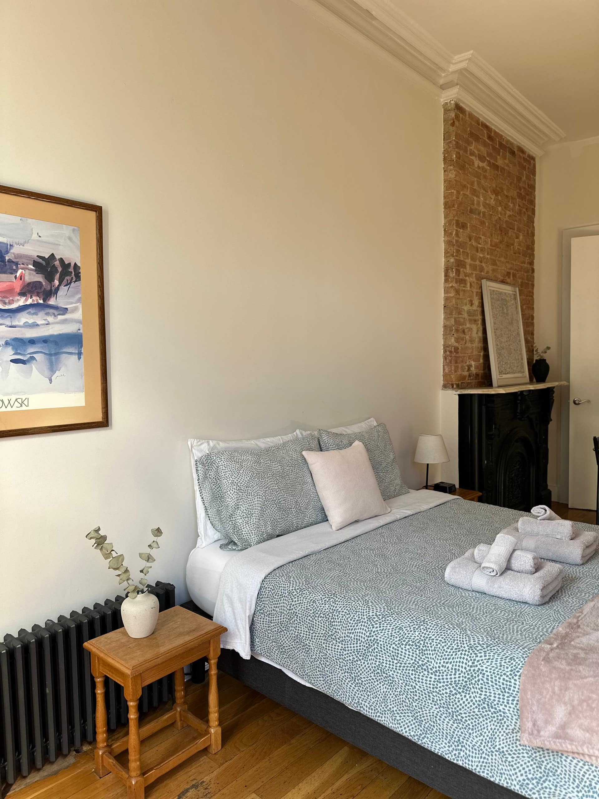 Brooklyn stylish studio apartment!