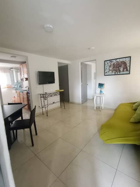 Top performing Airbnb: Apartment at the Airport in Peñón De Los Baños