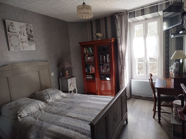 غرفة النوم 2