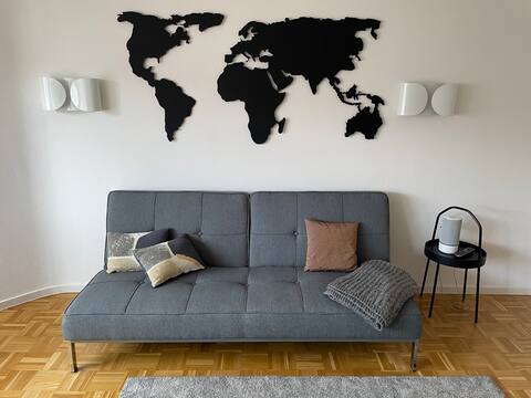 Centrally located in-law with parking