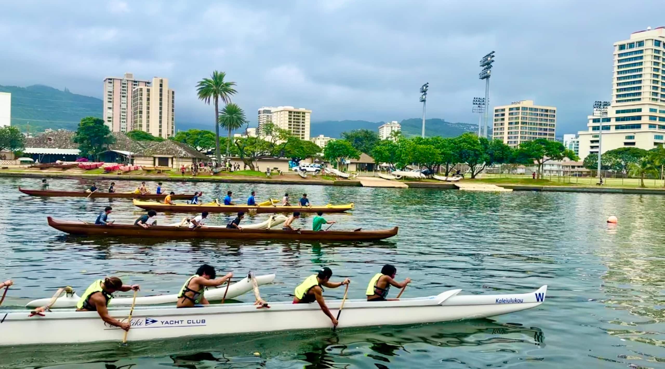 Condo in Honolulu · ★4.75 · 2 bedrooms · 3 beds · 1 private bath - Image 27