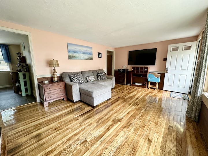 Comfy Family Oasis ~ Games, Backyard, Bbq - Dennis, MA