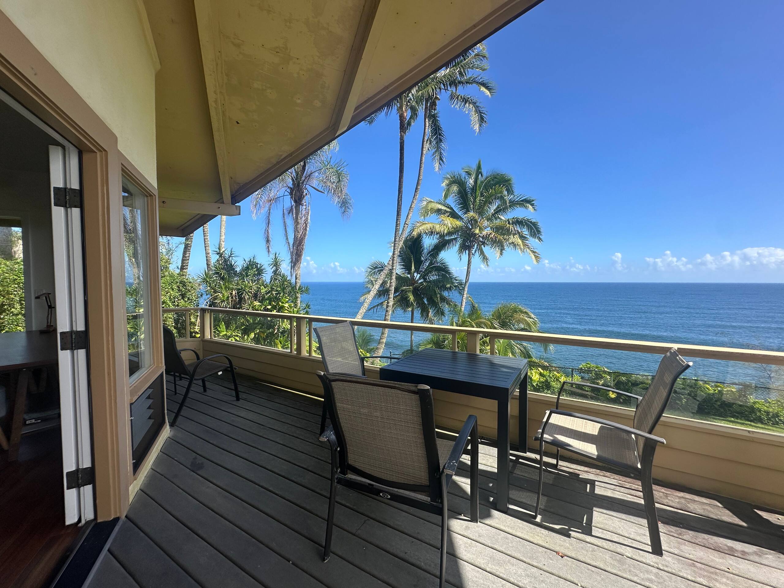 Home in Hilo · ★4.84 · 2 bedrooms · 4 beds · 2 baths - Image 13